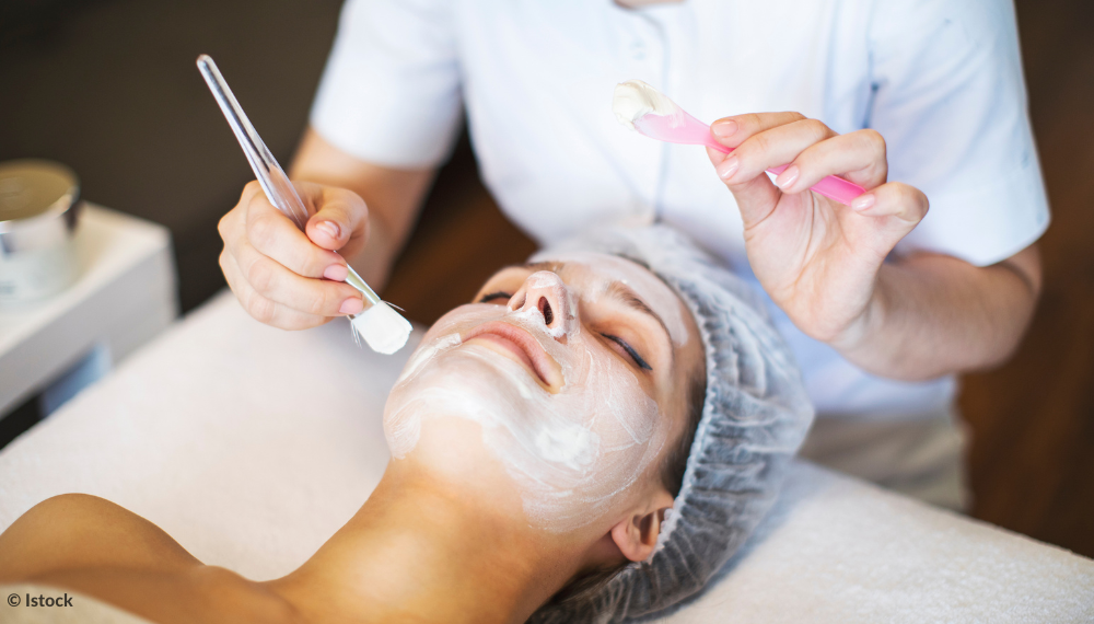 Comment la marque de dermo-cosmétiques Skinident accompagne  les professionnelles au quotidien ?
